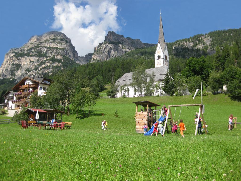 Garni Miriam Hotell La Villa  Exteriör bild