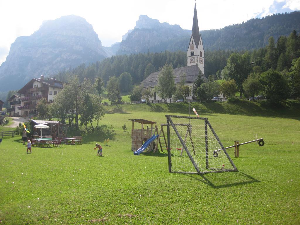 Garni Miriam Hotell La Villa  Exteriör bild