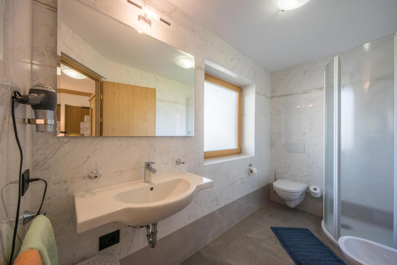 Garni Miriam Hotell La Villa  Exteriör bild