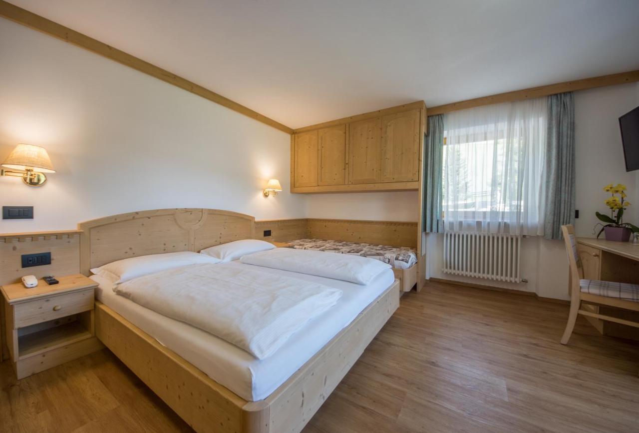 Garni Miriam Hotell La Villa  Exteriör bild